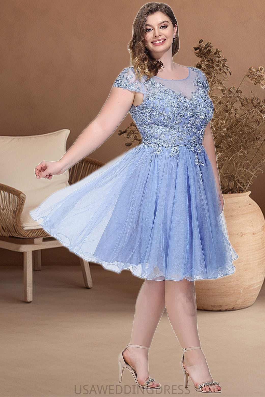 Una A-line Scoop Short/Mini Tulle Homecoming Dress With Beading Appliques Lace DSP0020547