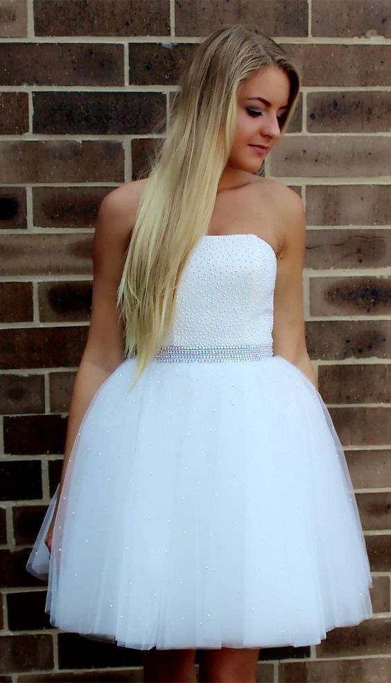 Strapless Ball Gown Tulle Homecoming Dresses Brooklynn Beading Short White Pleated Princess