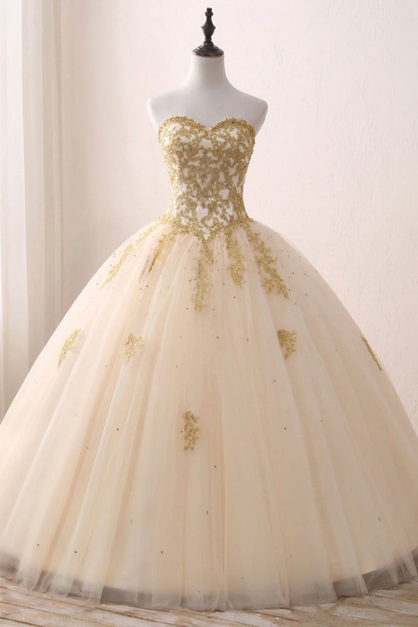 Ivory Ball Gown Sweetheart Strapless Sleeveless Appliques Beading Prom Dresses