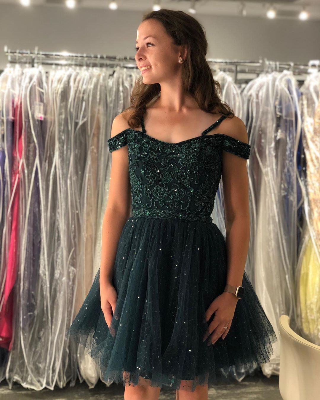 Chic Off The Shoulder Dark Green Homecoming Dresses Aylin A Line Short With Appliques Beading CD13471