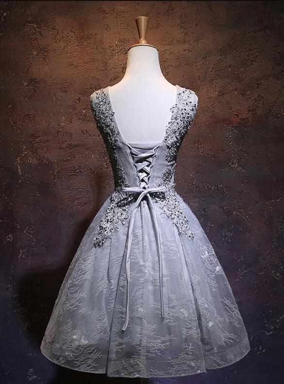 Light Grey Short V-Neckline Applique Party Dress Grey Lace Cameron Homecoming Dresses 2024 CD18782