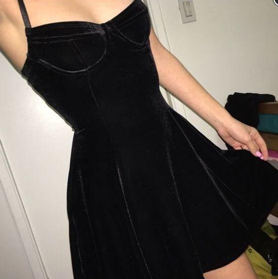 Sexy Short Black Homecoming Dresses Jazlyn Velvet CD6921