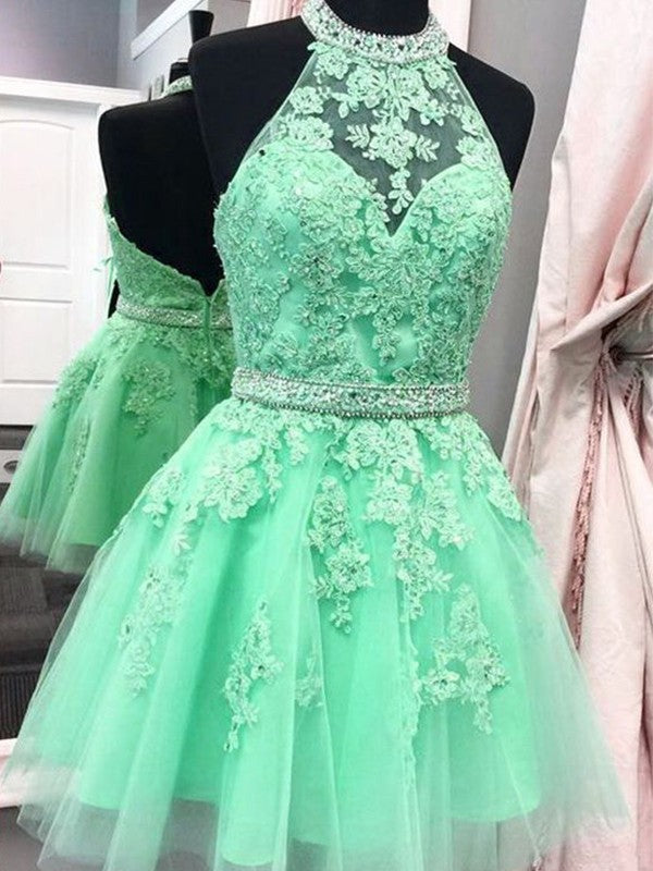A-Line/Princess Sleeveless Kassandra Homecoming Dresses Halter Tulle Applique Short/Mini Dresses